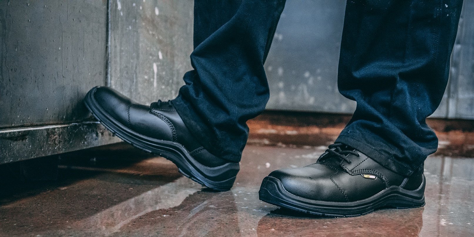Secret Benefits of Wearing Security Footwear at the Office Wam Tour Travel
