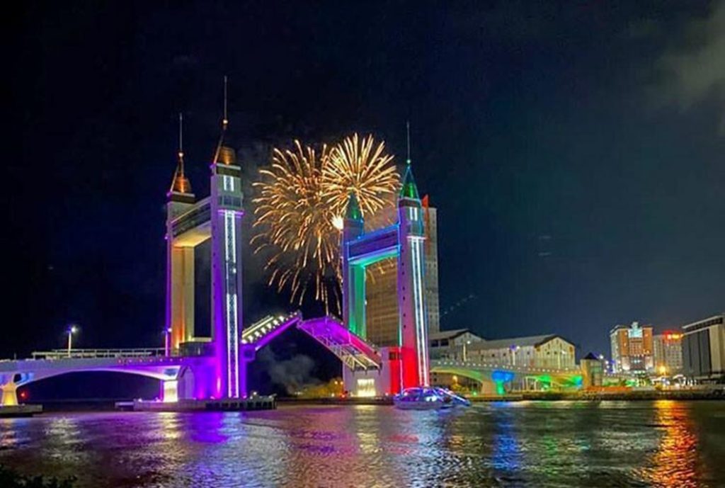 10+ Tourist Attractions in East Coast Malaysia
